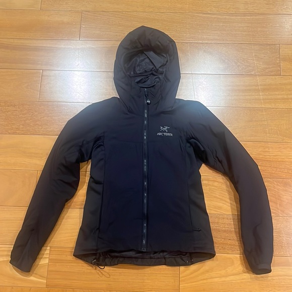 Arc'teryx Jackets & Blazers - Arcteryx Atom jacket